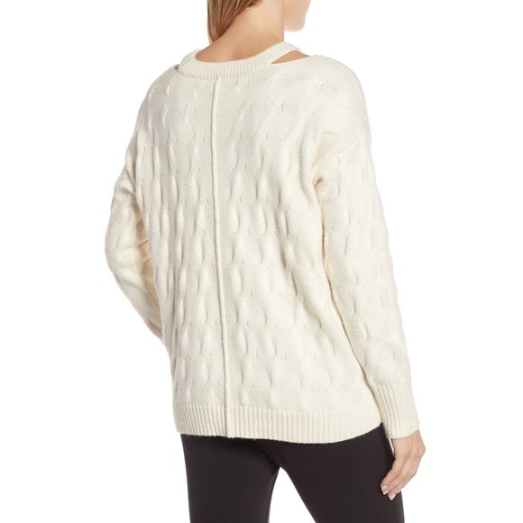 NWT Large Vince Camuto Keyhole Neck Cable Sweater - Picture 2 of 6